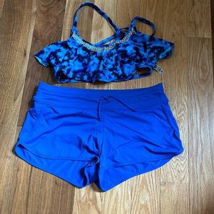 Athleta bottoms and PINK top. All size medium.